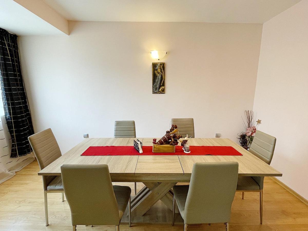 Spacious And Bright Maisonette Varna Center ภายนอก รูปภาพ