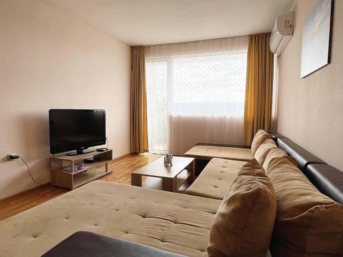 Spacious And Bright Maisonette Varna Center ภายนอก รูปภาพ