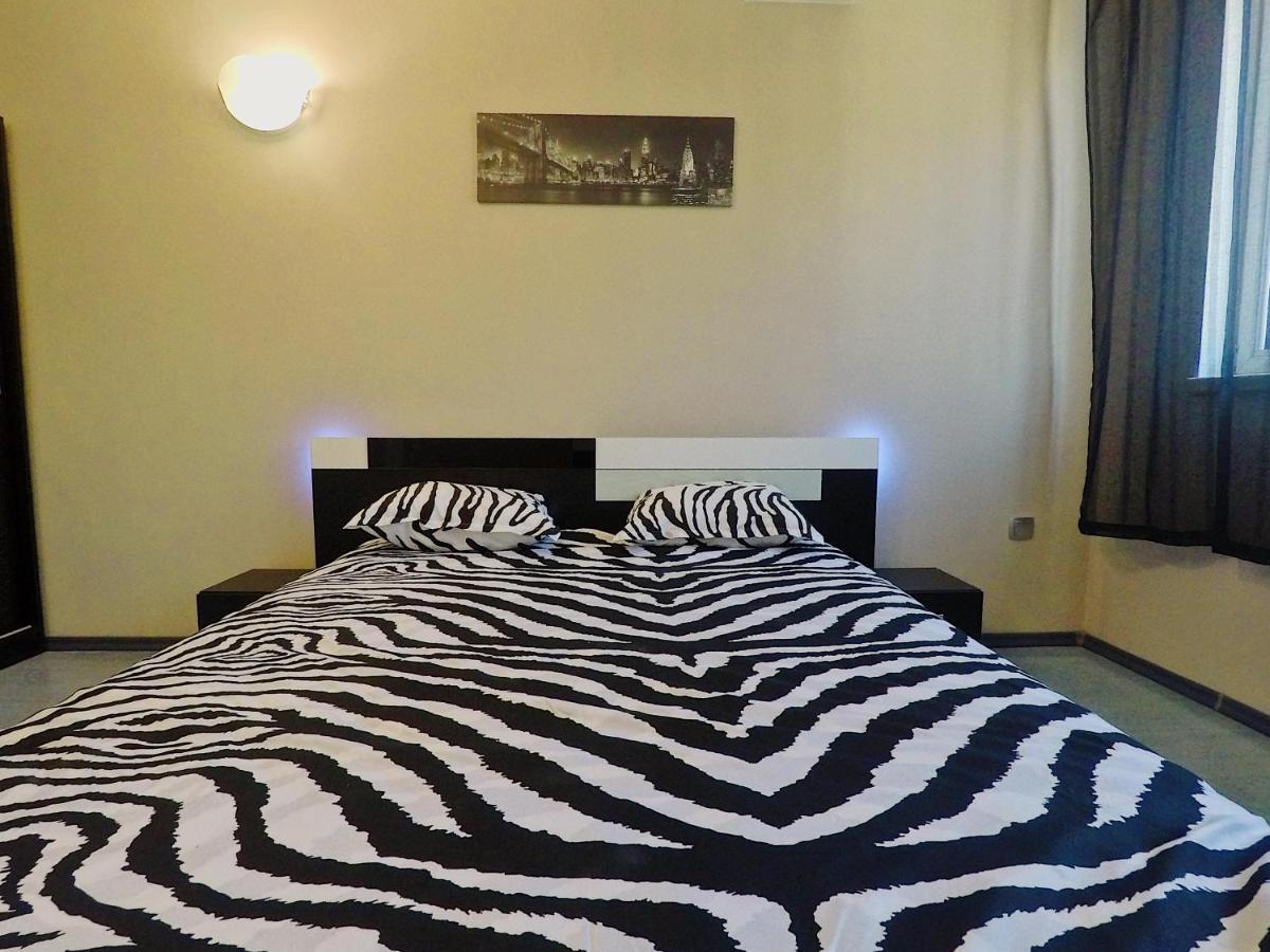 Spacious And Bright Maisonette Varna Center ภายนอก รูปภาพ