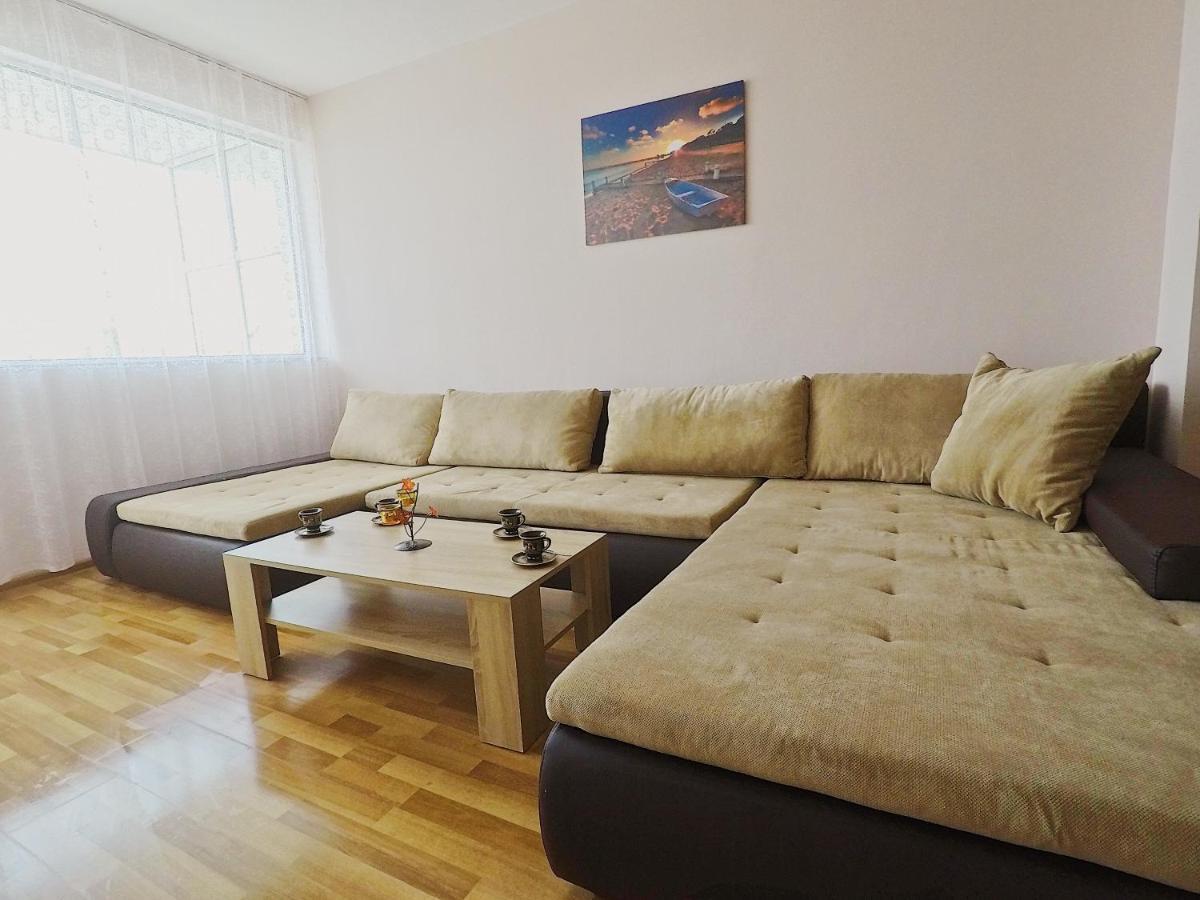 Spacious And Bright Maisonette Varna Center ภายนอก รูปภาพ