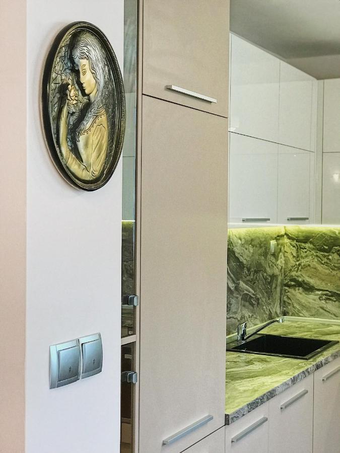 Spacious And Bright Maisonette Varna Center ภายนอก รูปภาพ