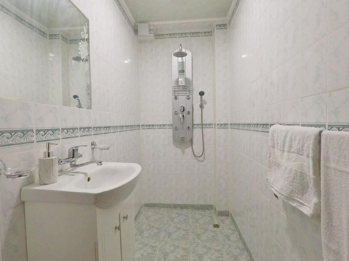 Spacious And Bright Maisonette Varna Center ภายนอก รูปภาพ